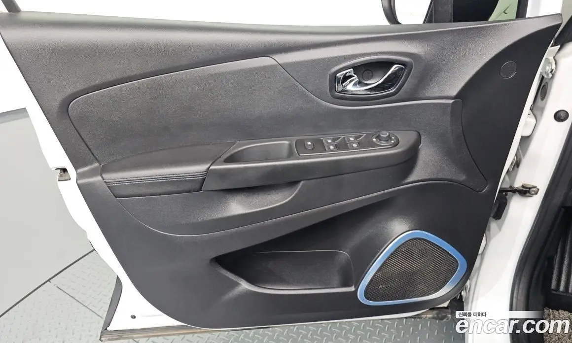 Renault (Samsung) QM3 2016 1.5 автомат (гидро), фото 13