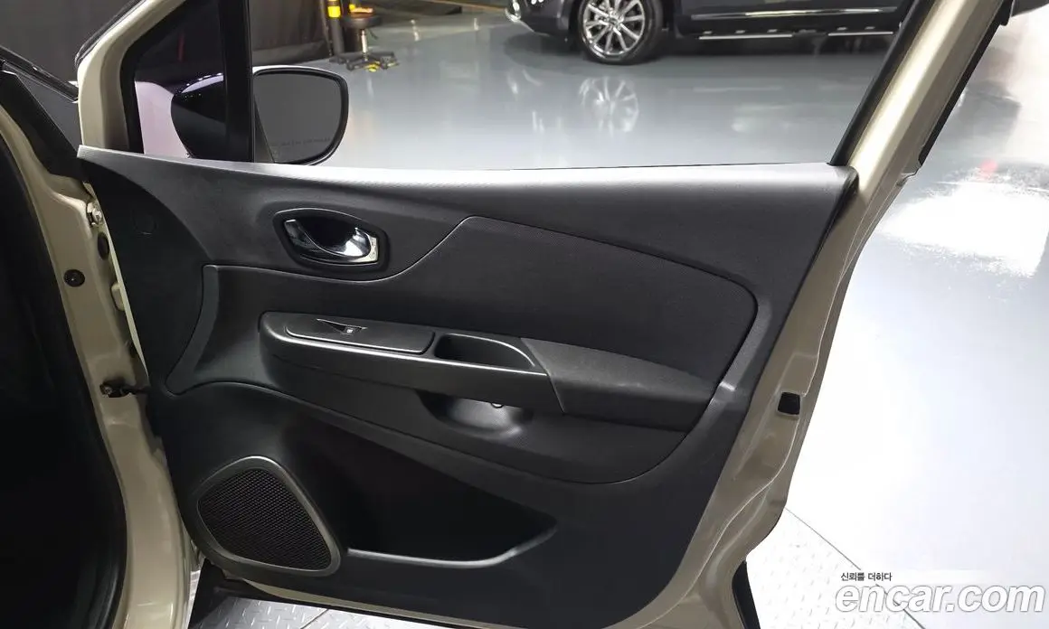 Renault (Samsung) QM3 2016 1.5 автомат (гидро), фото 14