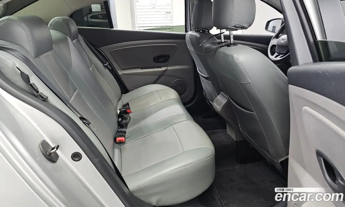 Renault (Samsung) SM3 2012 1.6 автомат (гидро), фото 17 Renault (Samsung) SM3 2012 1.6 автомат (гидро), фото 17