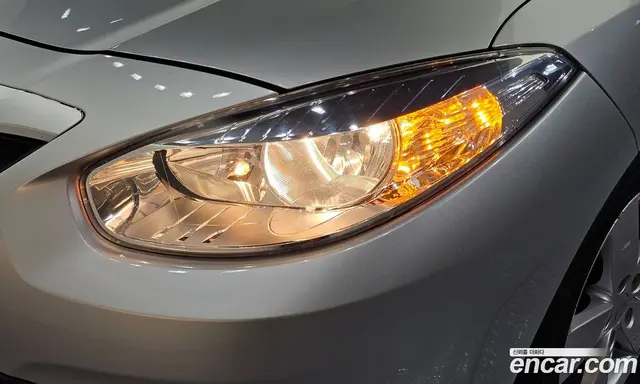 Renault (Samsung) SM3 2012 1.6 автомат (гидро), миниатюра 8 Renault (Samsung) SM3 2012 1.6 автомат (гидро), миниатюра 8