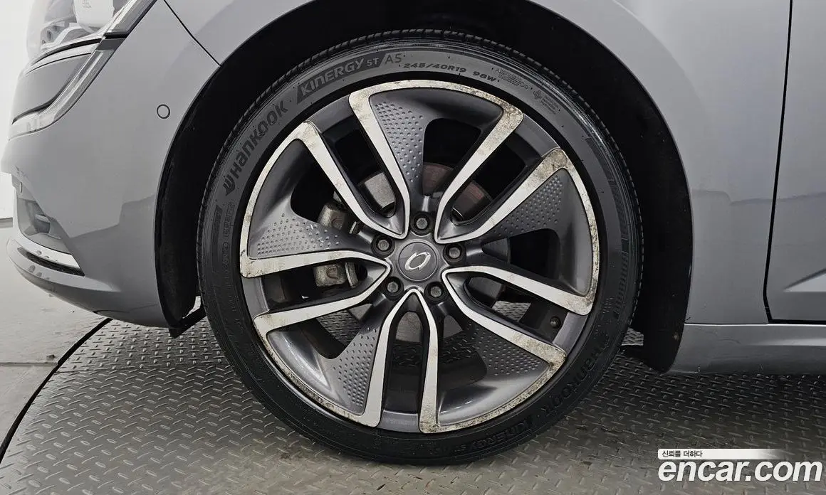 Renault (Samsung) SM6 2016 1.6 автомат (гидро), фото 6 Renault (Samsung) SM6 2016 1.6 автомат (гидро), фото 6