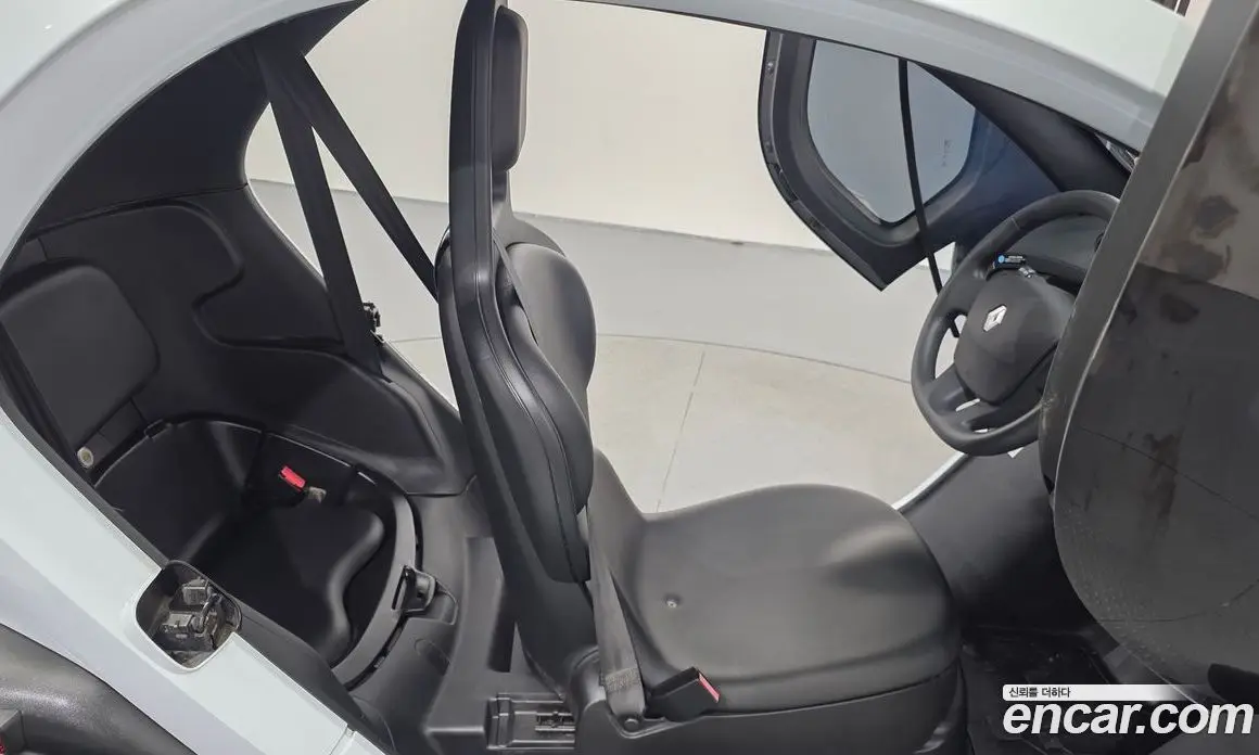 Renault (Samsung) Twizy 2020 0.1 автомат (гидро), фото 13