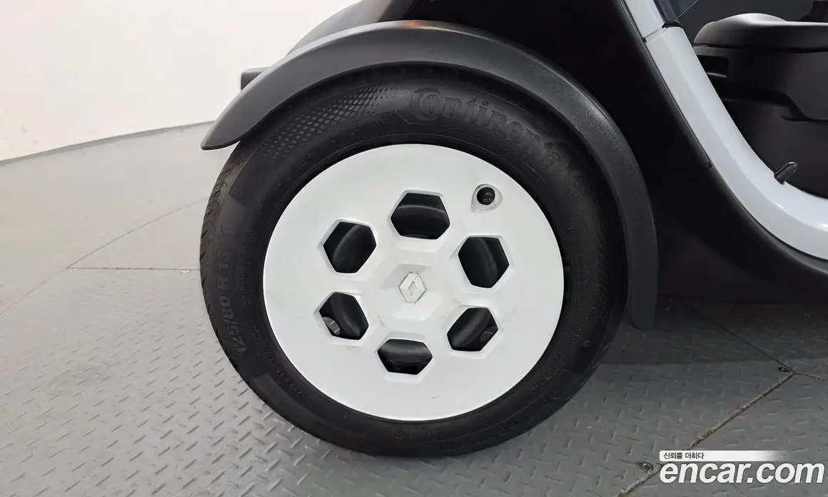 Renault (Samsung) Twizy 2020 0.1 автомат (гидро), фото 5
