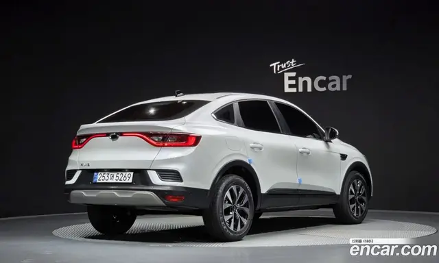 Renault (Samsung) XM3 2022 1.6 автомат (гидро), миниатюра 2