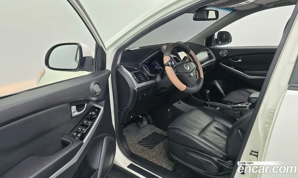 SsangYong Korando 2013 2.0 автомат (гидро), фото 13 SsangYong Korando 2013 2.0 автомат (гидро), фото 13