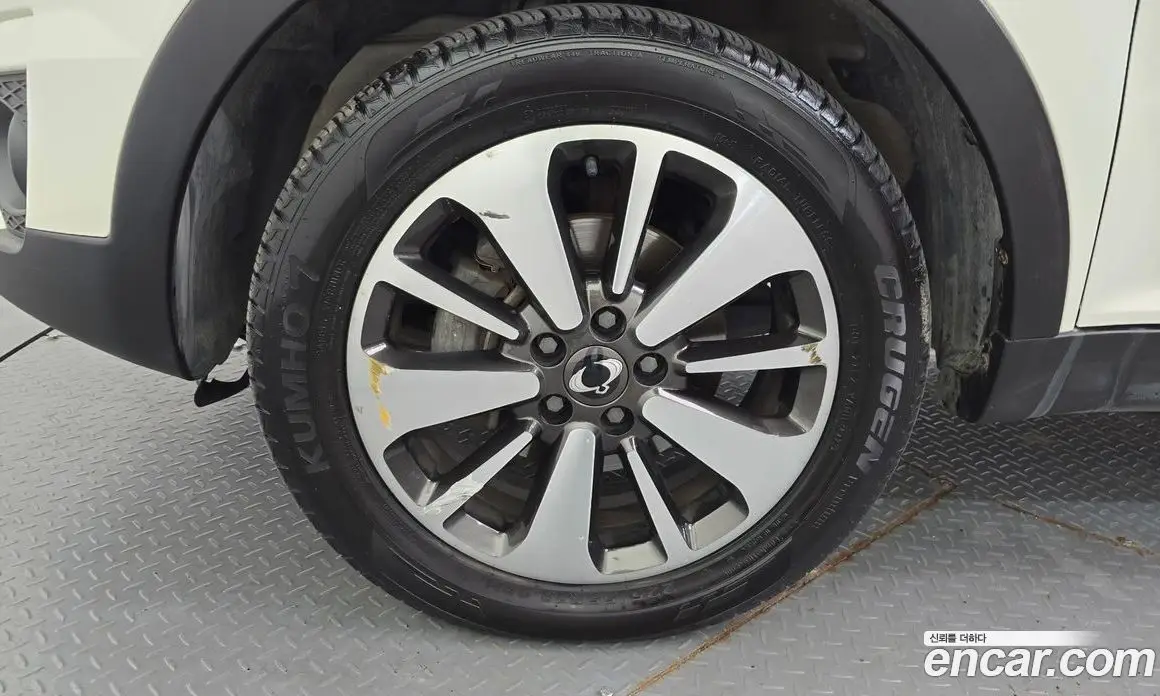 SsangYong Korando 2013 2.0 автомат (гидро), фото 5 SsangYong Korando 2013 2.0 автомат (гидро), фото 5