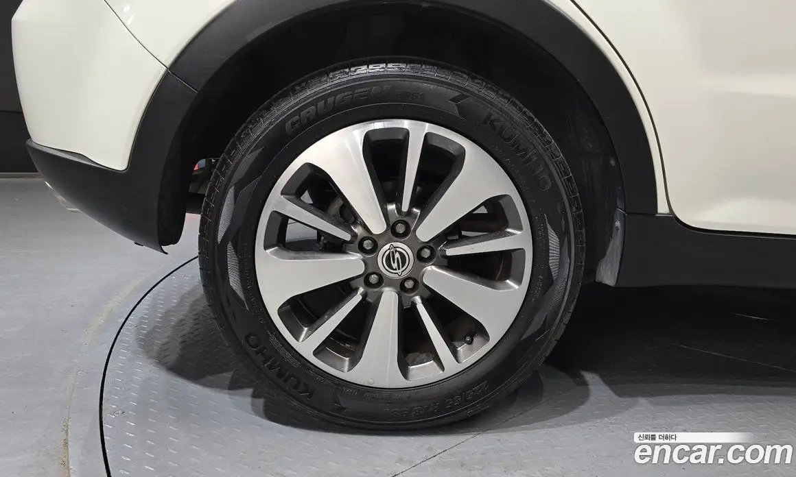 SsangYong Korando 2015 2.0 автомат (гидро), фото 5