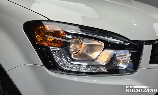SsangYong Korando 2015 2.0 автомат (гидро), миниатюра 8