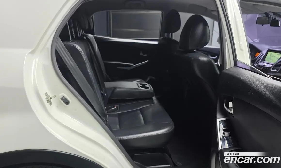 SsangYong Korando 2016 2.2 автомат (гидро), фото 18