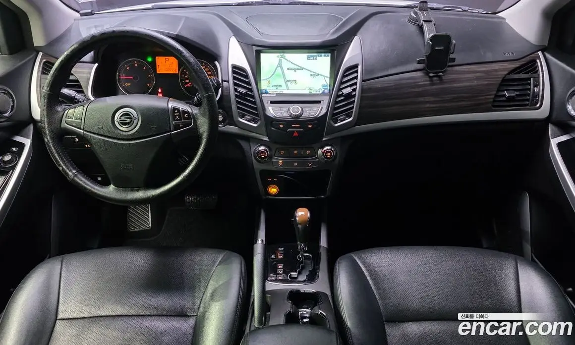 SsangYong Korando 2016 2.2 автомат (гидро), фото 10