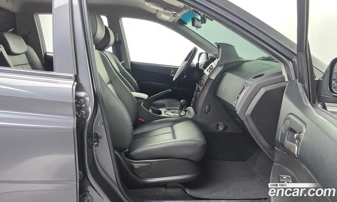 SsangYong Korando 2016 2.0 автомат (гидро), фото 13