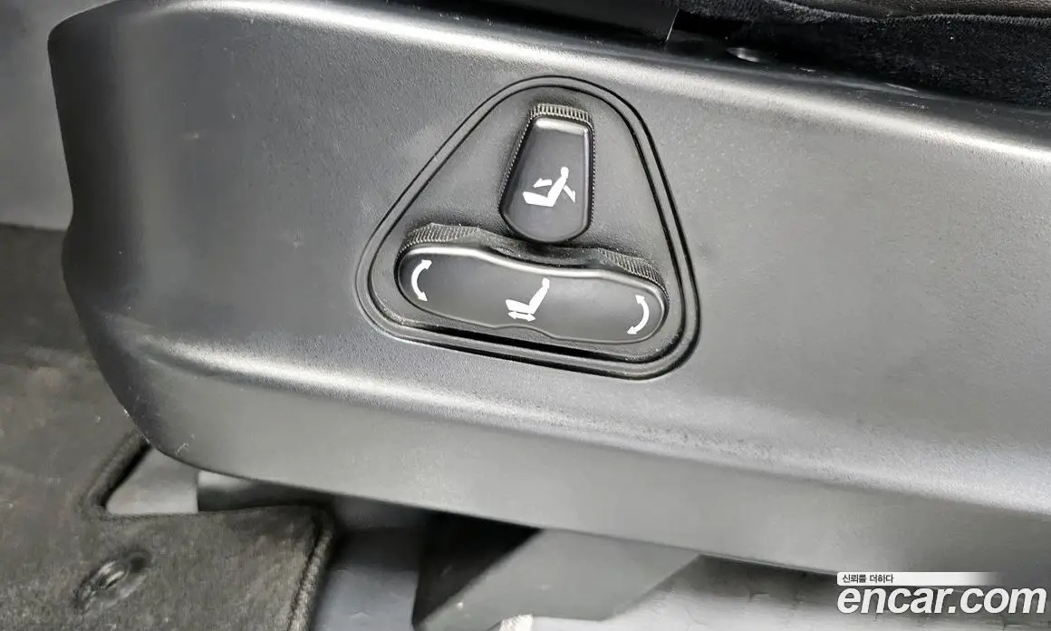 SsangYong Korando 2018 2.2 автомат (гидро), фото 16 SsangYong Korando 2018 2.2 автомат (гидро), фото 16