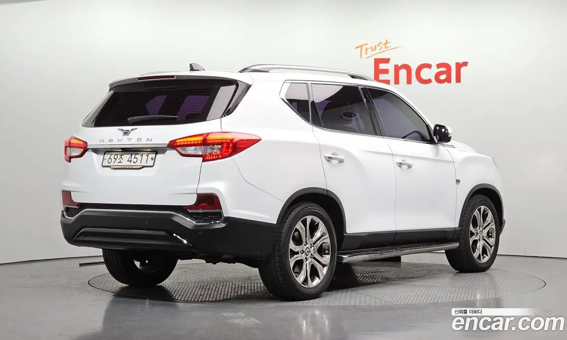 SsangYong Rexton 2018 2.2 автомат (гидро), фото 2 SsangYong Rexton 2018 2.2 автомат (гидро), фото 2