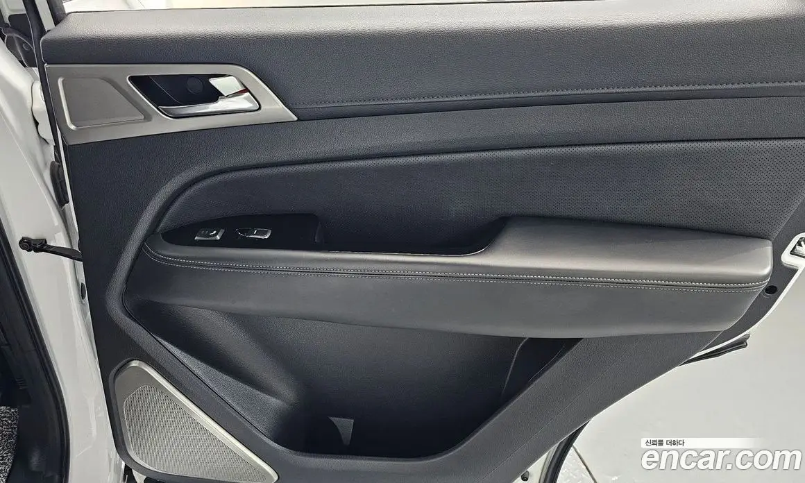 SsangYong Rexton 2018 2.2 автомат (гидро), фото 15 SsangYong Rexton 2018 2.2 автомат (гидро), фото 15