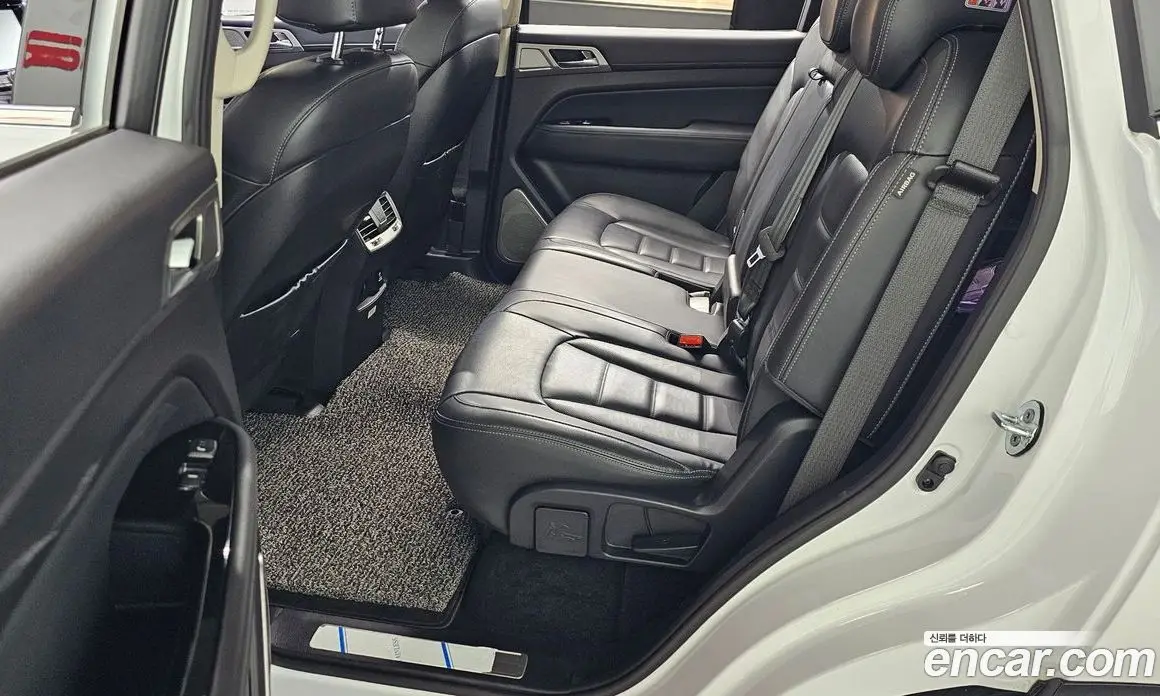 SsangYong Rexton 2018 2.2 автомат (гидро), фото 18 SsangYong Rexton 2018 2.2 автомат (гидро), фото 18