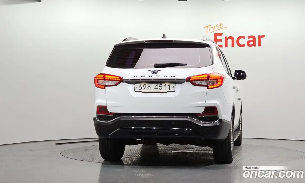SsangYong Rexton 2018 2.2 автомат (гидро), фото 4 SsangYong Rexton 2018 2.2 автомат (гидро), фото 4