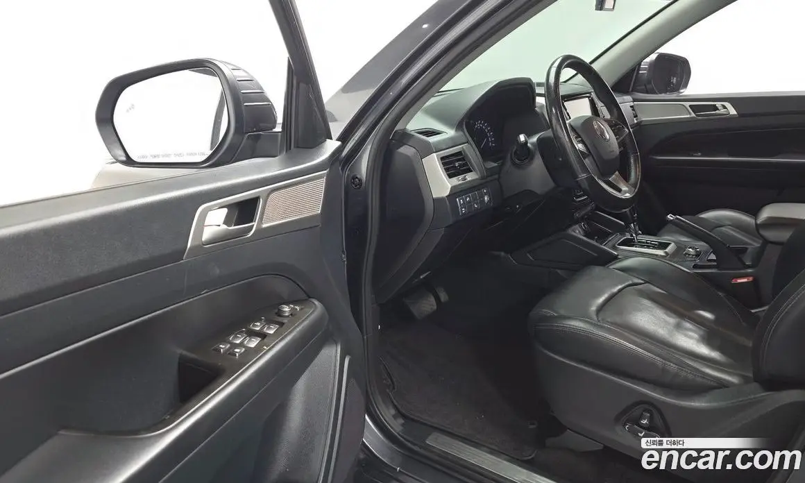 SsangYong Rexton 2018 2.2 автомат (гидро), фото 13 SsangYong Rexton 2018 2.2 автомат (гидро), фото 13