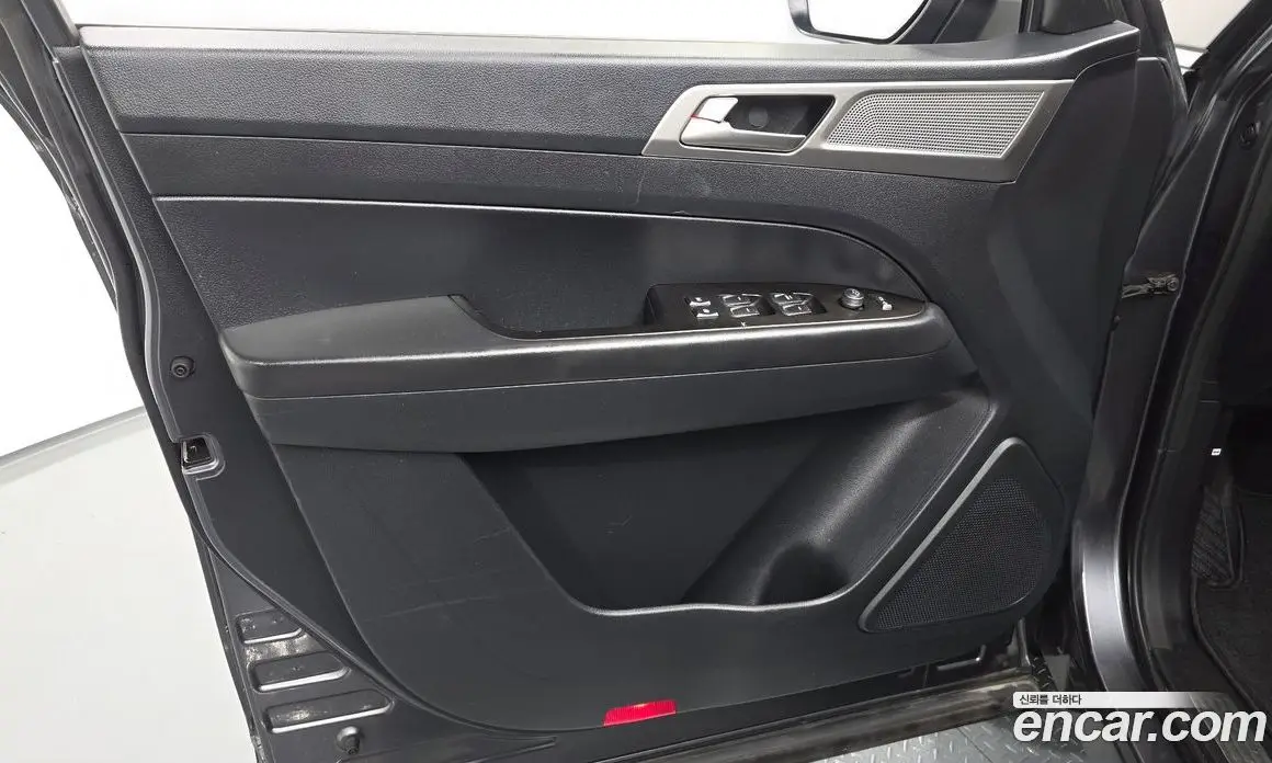 SsangYong Rexton 2018 2.2 автомат (гидро), фото 14 SsangYong Rexton 2018 2.2 автомат (гидро), фото 14