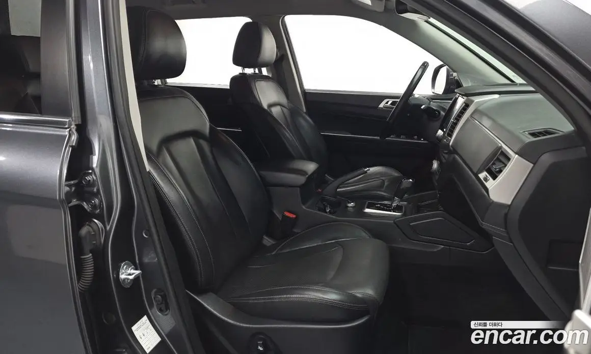 SsangYong Rexton 2018 2.2 автомат (гидро), фото 18 SsangYong Rexton 2018 2.2 автомат (гидро), фото 18