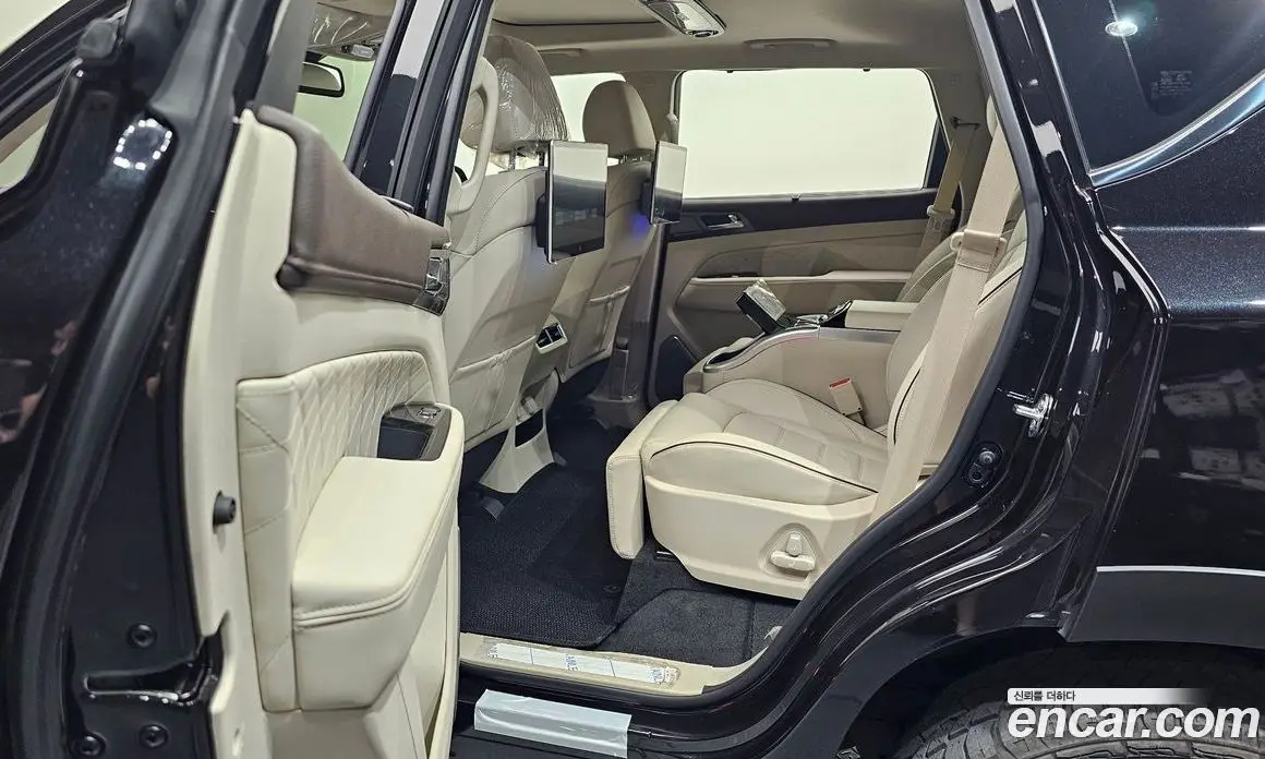 SsangYong Rexton 2024 2.2 автомат (гидро), фото 16 SsangYong Rexton 2024 2.2 автомат (гидро), фото 16