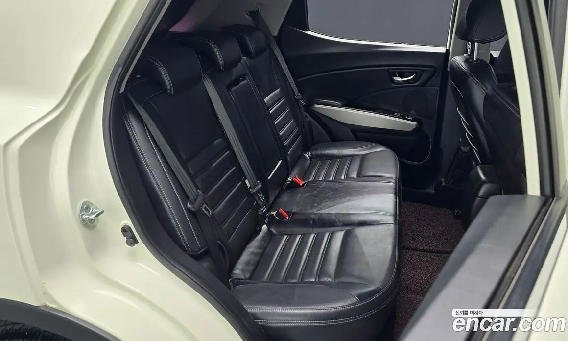 SsangYong TIBOLI 2015 1.6 автомат (гидро), фото 15