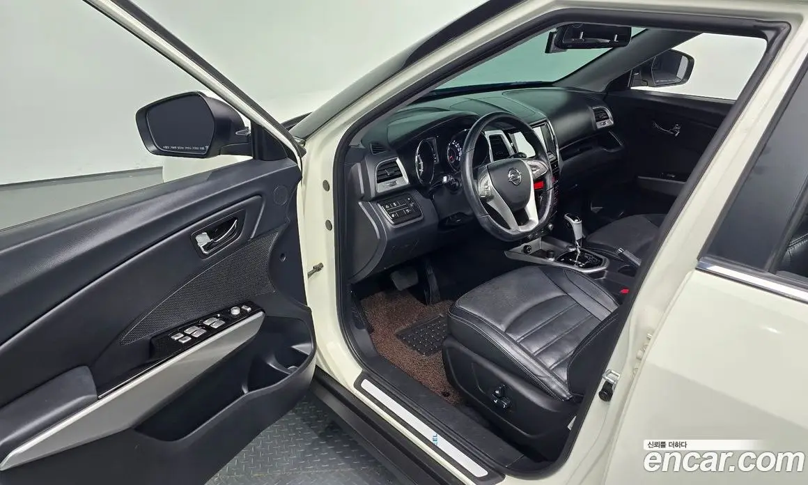 SsangYong TIBOLI 2015 1.6 автомат (гидро), фото 16