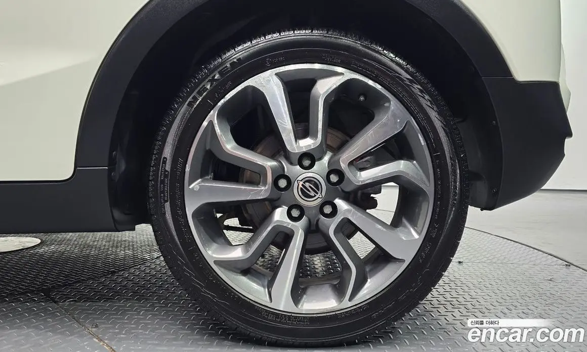 SsangYong TIBOLI 2015 1.6 автомат (гидро), фото 6
