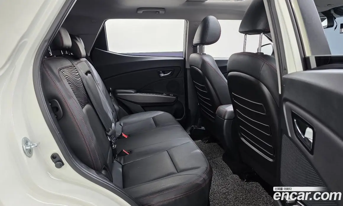 SsangYong TIBOLI 2017 1.6 автомат (гидро), фото 16
