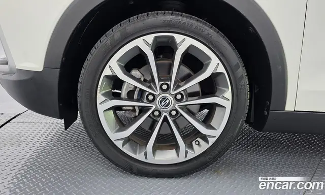 SsangYong TIBOLI 2017 1.6 автомат (гидро), миниатюра 4