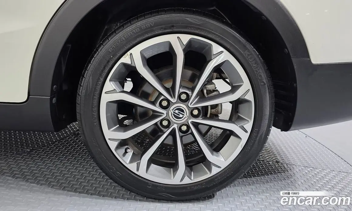 SsangYong TIBOLI 2017 1.6 автомат (гидро), фото 6