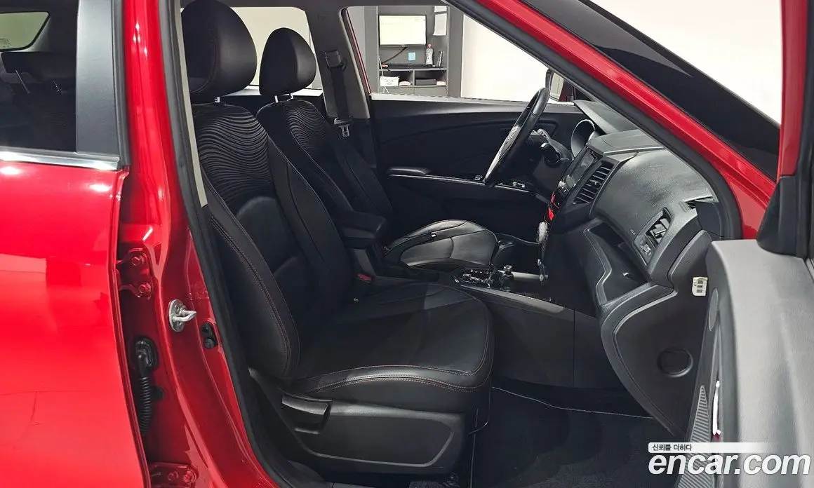 SsangYong TIBOLI 2017 1.6 автомат (гидро), фото 16