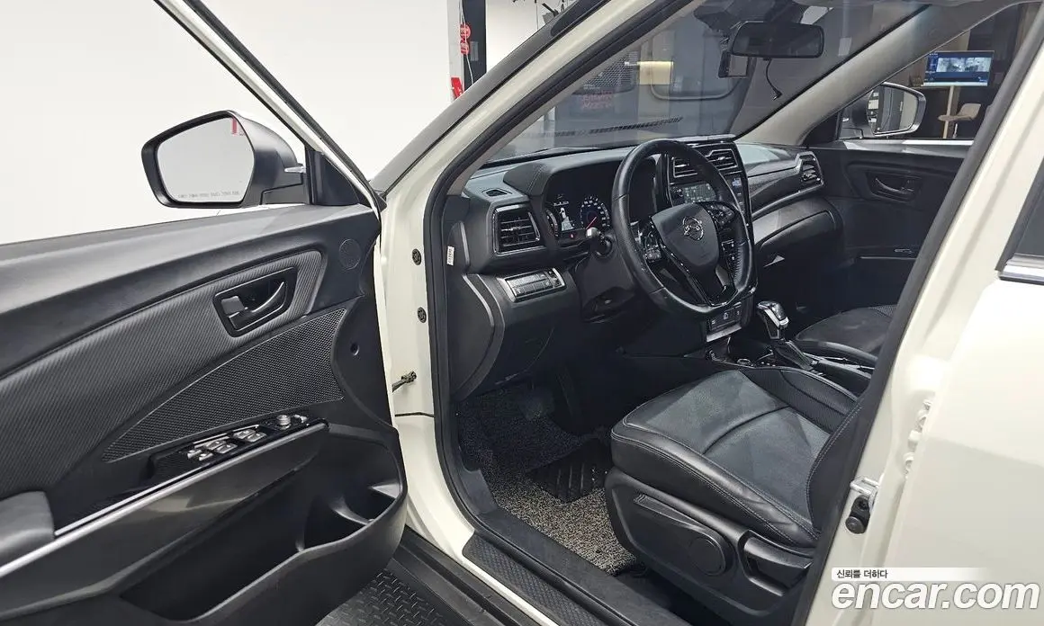 SsangYong TIBOLI 2020 1.5 автомат (гидро), фото 13