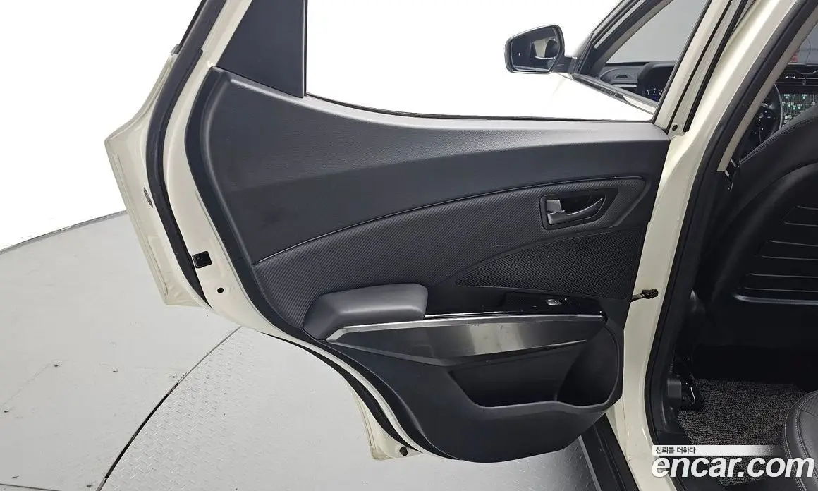 SsangYong TIBOLI 2020 1.5 автомат (гидро), фото 15