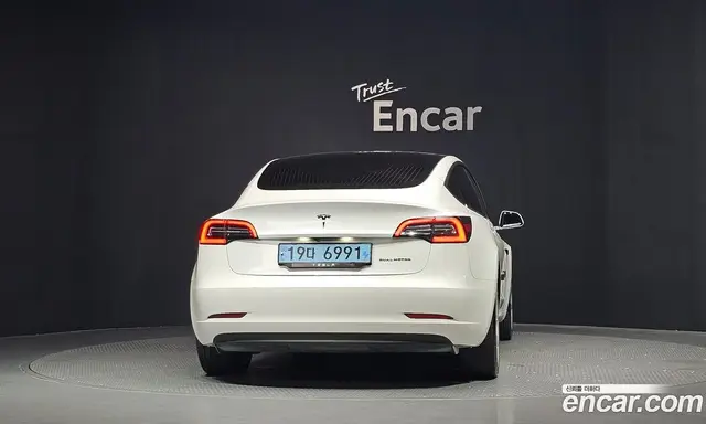 Tesla Model 3 2020 0.1 автомат (гидро), миниатюра 4