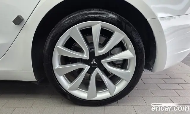 Tesla Model 3 2020 0.1 автомат (гидро), миниатюра 7