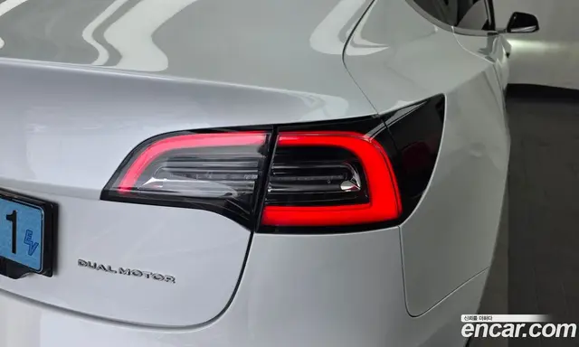 Tesla Model 3 2020 0.1 автомат (гидро), миниатюра 9