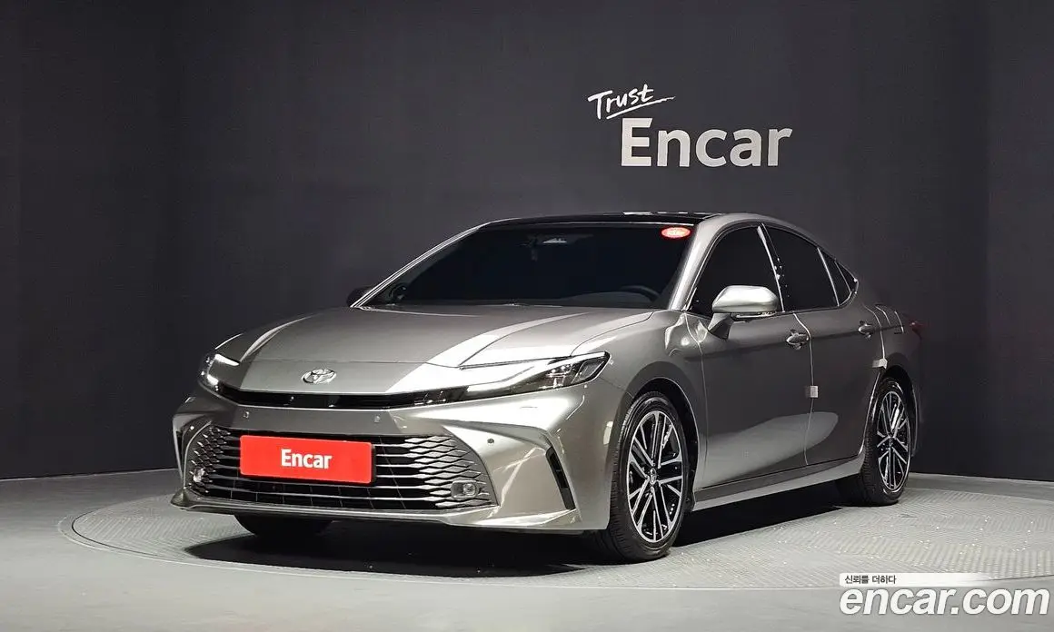 Toyota Camry 2025 2.5 автомат (гидро), фото 1 Toyota Camry 2025 2.5 автомат (гидро), фото 1