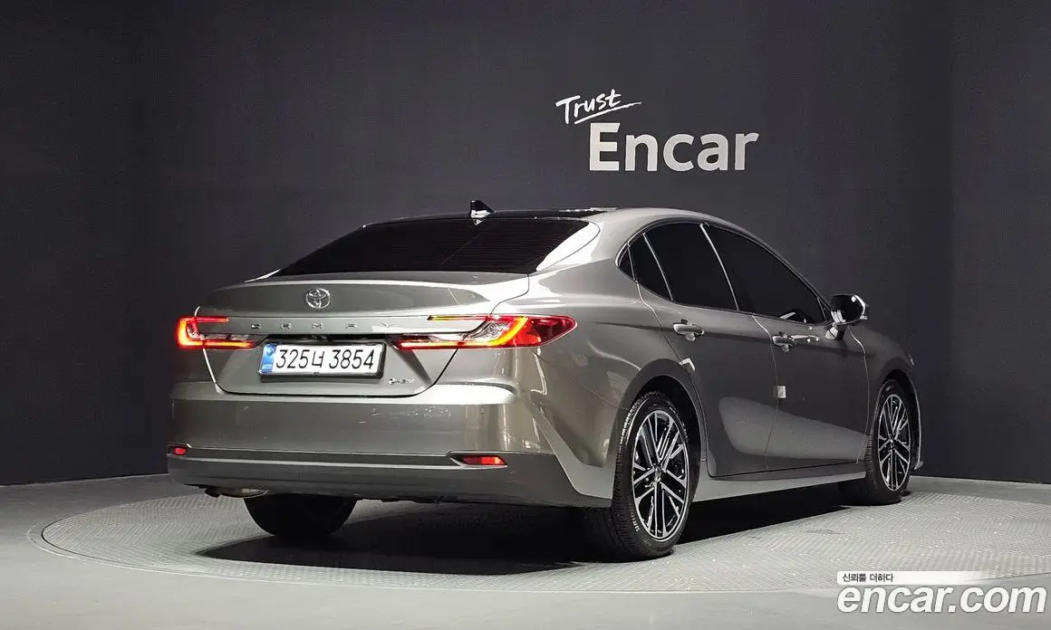 Toyota Camry 2025 2.5 автомат (гидро), фото 2 Toyota Camry 2025 2.5 автомат (гидро), фото 2