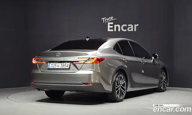 Toyota Camry 2025 2.5 автомат (гидро), миниатюра 2 Toyota Camry 2025 2.5 автомат (гидро), миниатюра 2