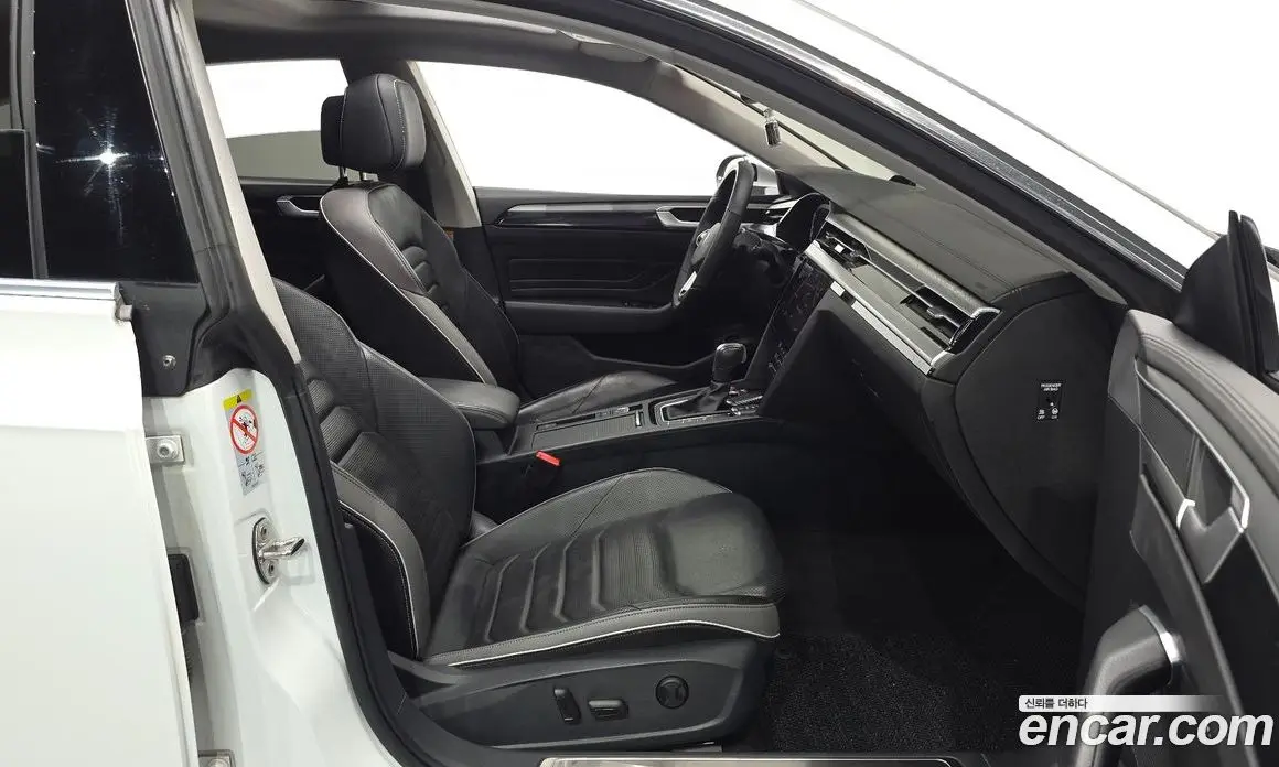 Volkswagen Arteon 2022 2.0 автомат (гидро), фото 13 Volkswagen Arteon 2022 2.0 автомат (гидро), фото 13