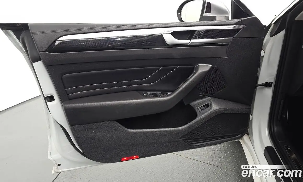 Volkswagen Arteon 2022 2.0 автомат (гидро), фото 14 Volkswagen Arteon 2022 2.0 автомат (гидро), фото 14