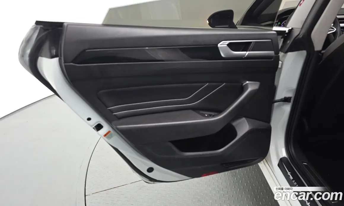 Volkswagen Arteon 2022 2.0 автомат (гидро), фото 15 Volkswagen Arteon 2022 2.0 автомат (гидро), фото 15