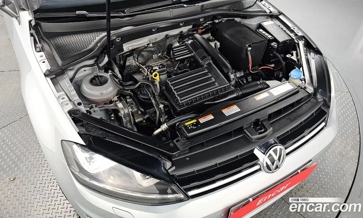Volkswagen Golf 2015 1.4 автомат (гидро), фото 5