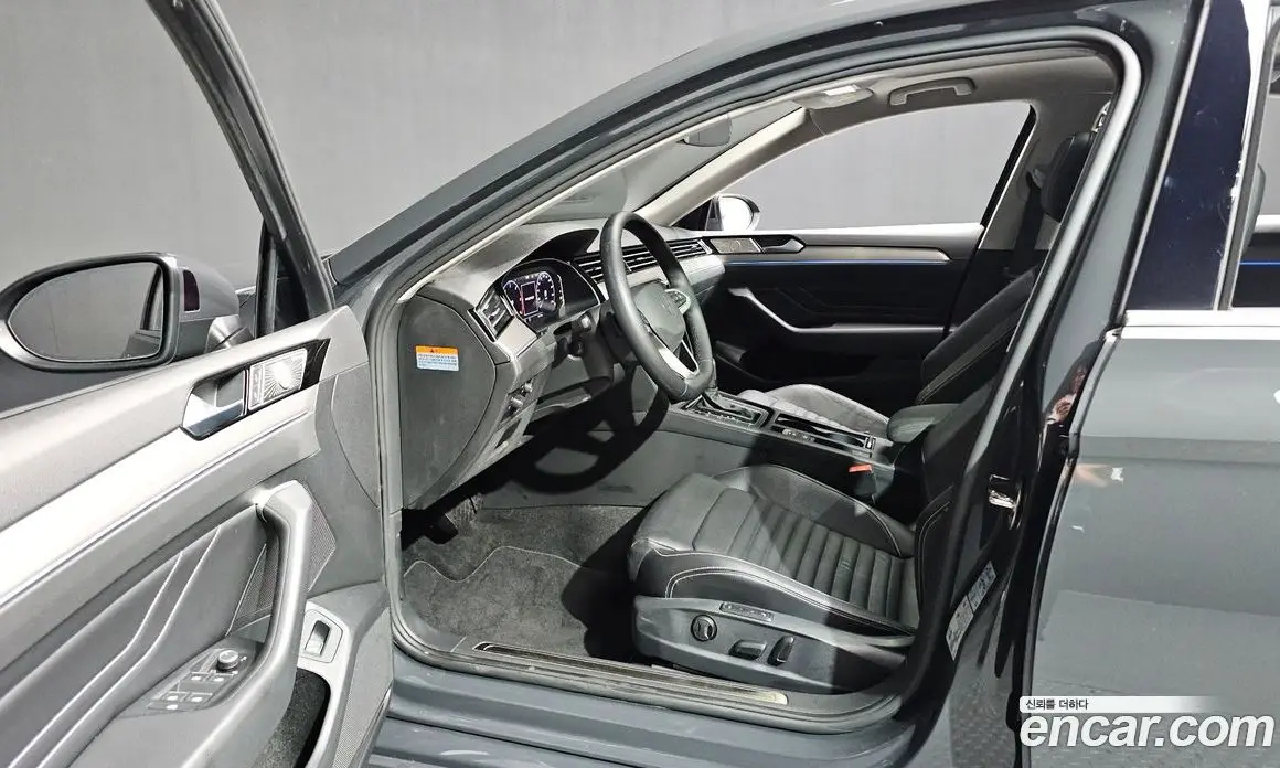 Volkswagen Passat 2021 2.0 автомат (гидро), фото 13 Volkswagen Passat 2021 2.0 автомат (гидро), фото 13