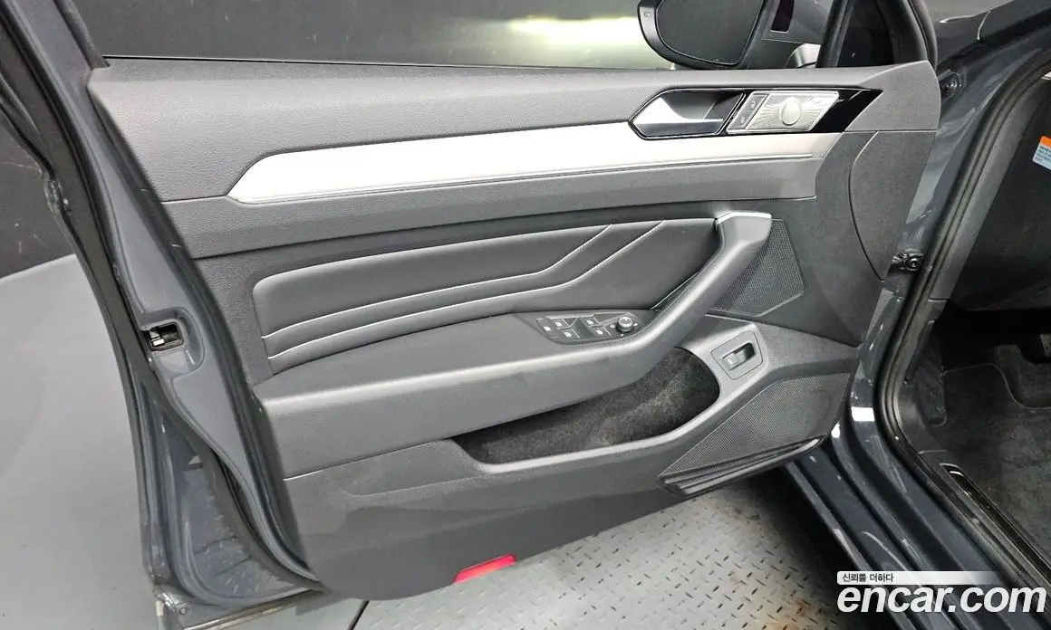 Volkswagen Passat 2021 2.0 автомат (гидро), фото 14 Volkswagen Passat 2021 2.0 автомат (гидро), фото 14