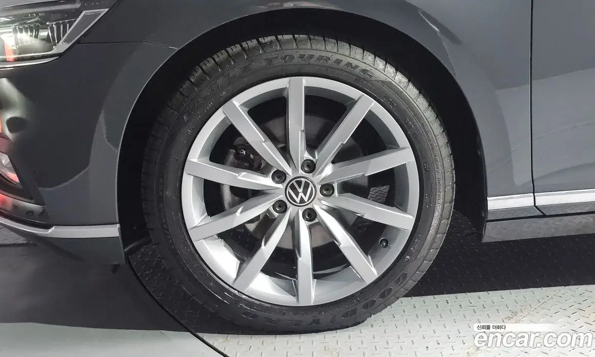 Volkswagen Passat 2021 2.0 автомат (гидро), фото 5 Volkswagen Passat 2021 2.0 автомат (гидро), фото 5