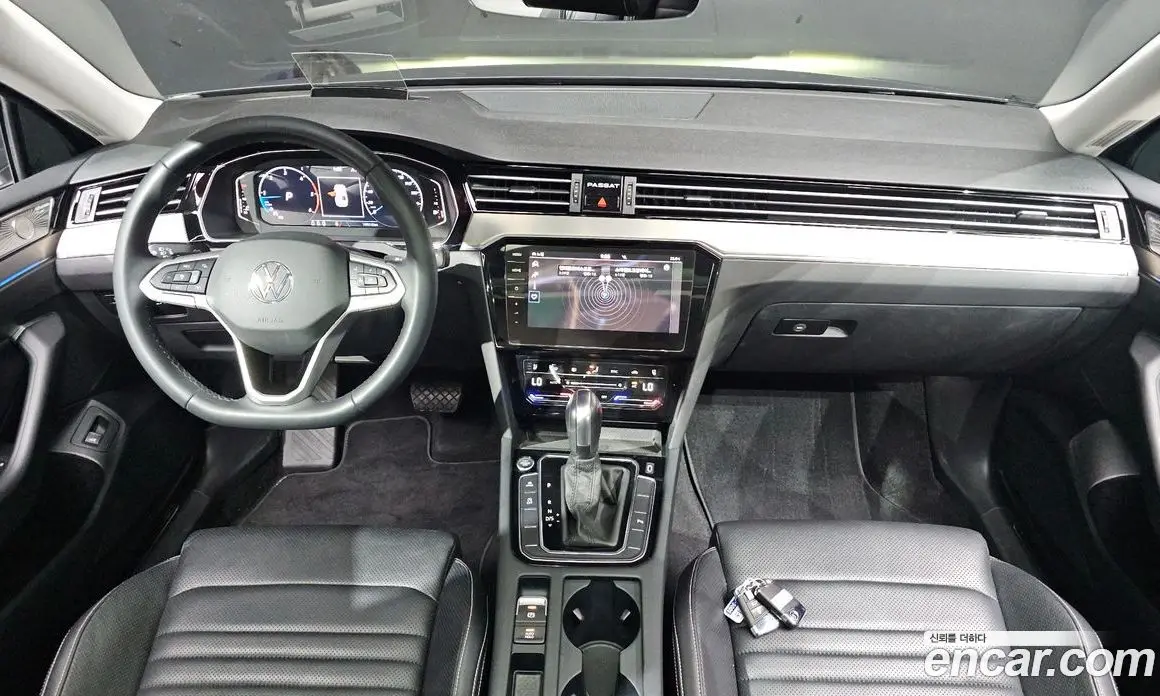 Volkswagen Passat 2021 2.0 автомат (гидро), фото 10 Volkswagen Passat 2021 2.0 автомат (гидро), фото 10