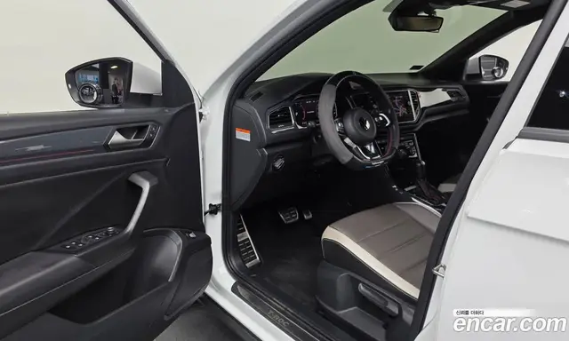 Volkswagen T-Roc 2021 2.0 автомат (гидро), миниатюра 12