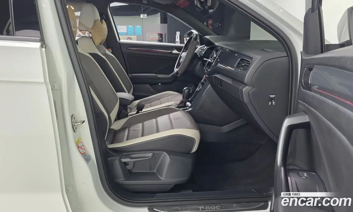 Volkswagen T-Roc 2021 2.0 автомат (гидро), фото 16 Volkswagen T-Roc 2021 2.0 автомат (гидро), фото 16
