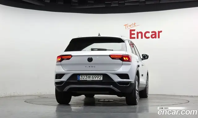 Volkswagen T-Roc 2021 2.0 автомат (гидро), миниатюра 3 Volkswagen T-Roc 2021 2.0 автомат (гидро), миниатюра 3